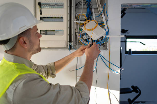 Best Industrial Electrical Services  in Country Club Hls, IL